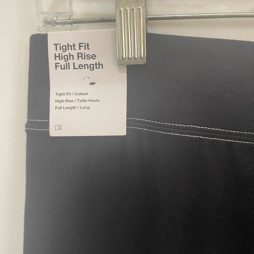 Nike Black Performance Leggings Reflective Accents - Tight fit, high rise SZ - L - Picture 7 of 13